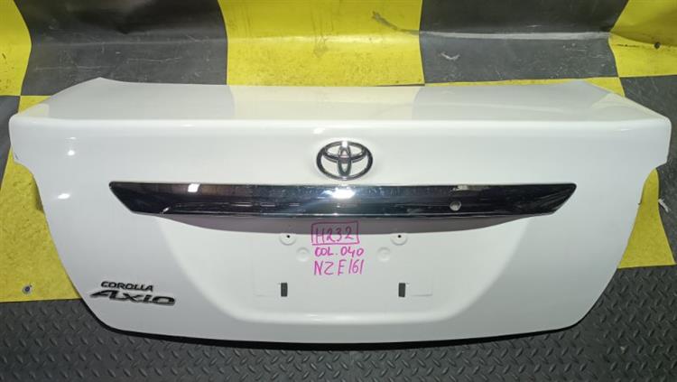 Крышка багажника Тойота Королла Аксио в Забайкальске 103985