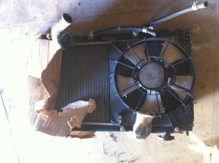 Радиатор основной Хонда Фит в Забайкальске 1288