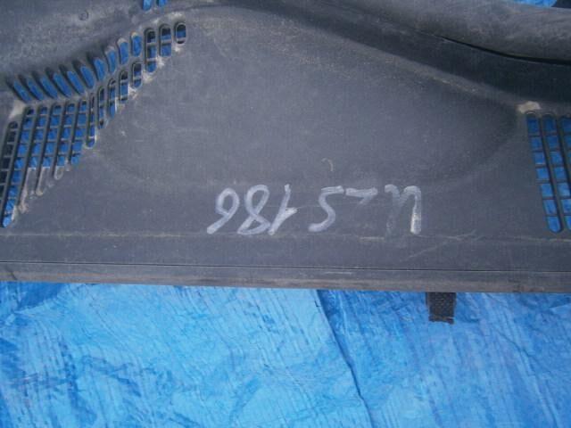 Решетка под лобовое стекло Тойота Краун в Забайкальске 25698