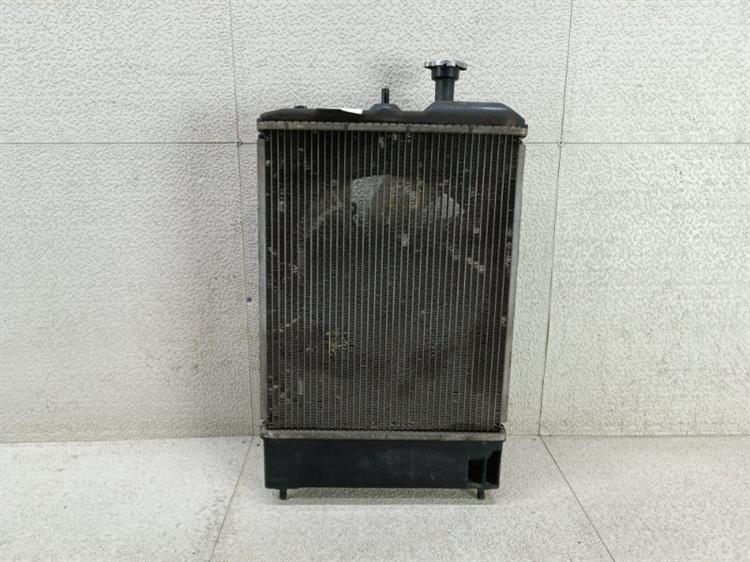 Радиатор основной Мицубиси ЕК в Забайкальске 450841