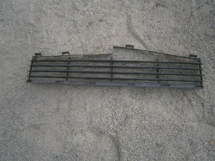 Решетка радиатора Тойота Приус в Забайкальске 64071