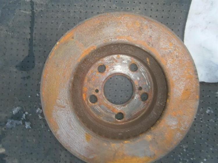 Тормозной диск Тойота Приус в Забайкальске 65169