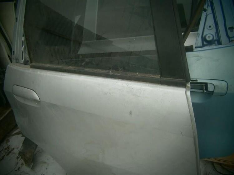 Дверь Хонда Фит в Забайкальске 76335